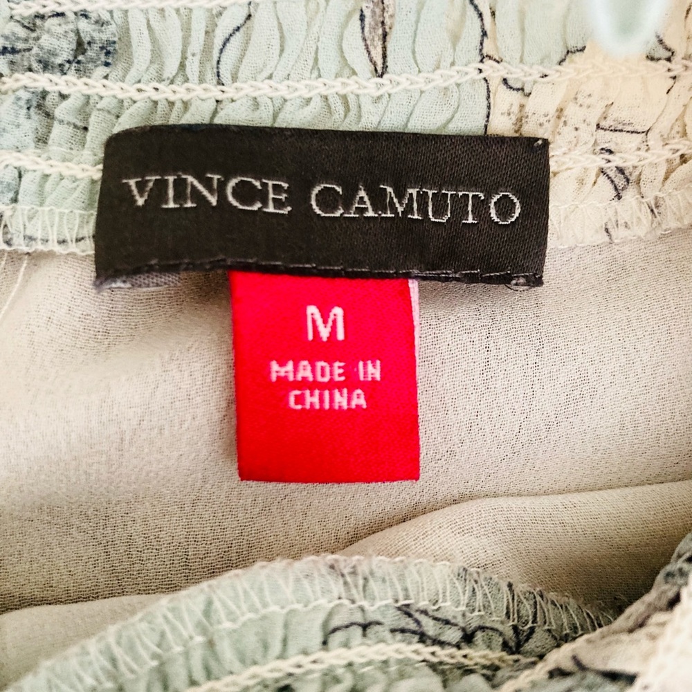 ✨Vince Camuto Mock-Neck Blouse✨ - Picture 7 of 10
